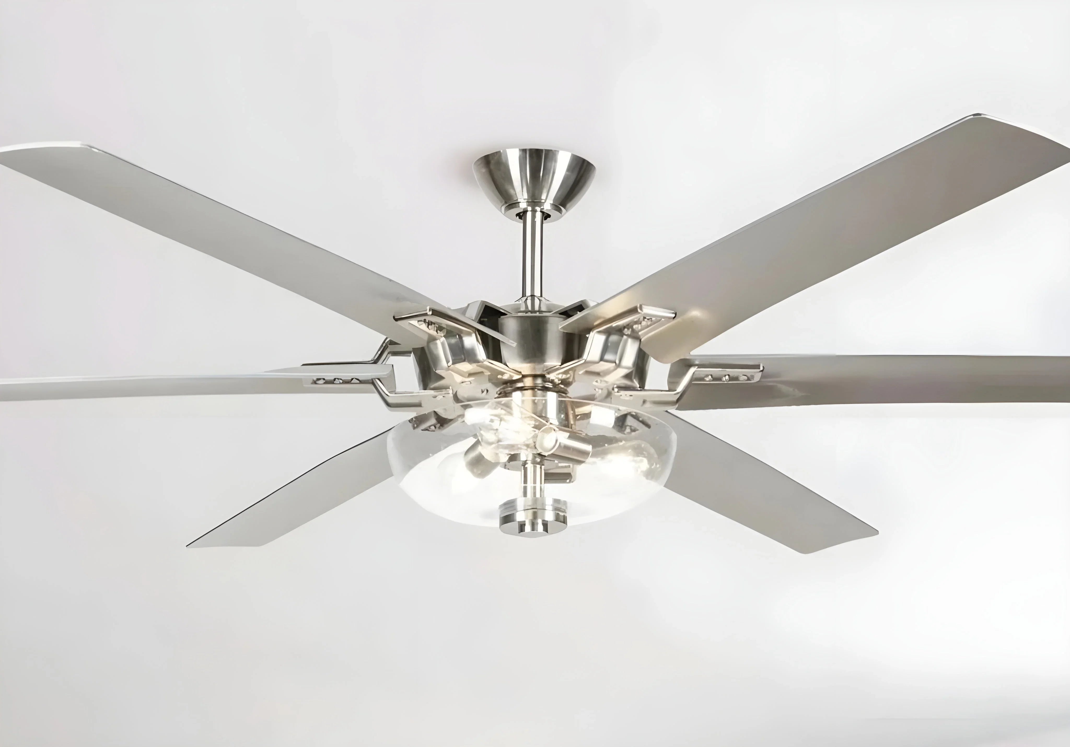 Are 6-Blade Ceiling Fans More Powerful Than 3-Blade Fans? - Parrot Uncle ES