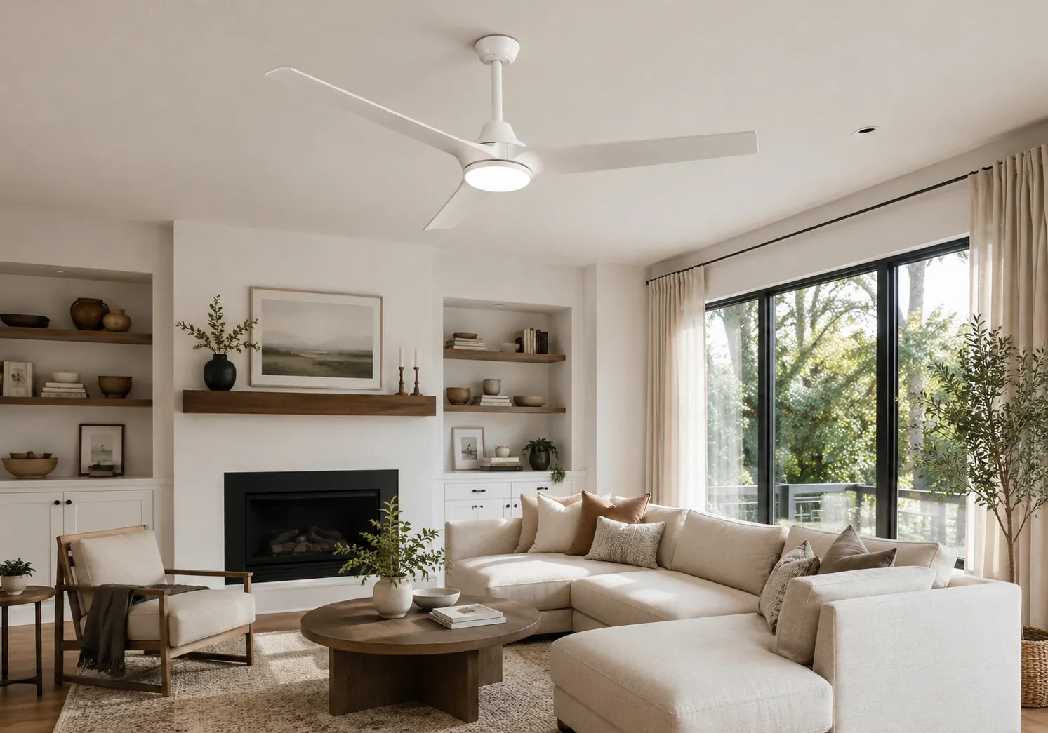 Ceiling Fans vs Air Conditioning: How to Stay Cool and Save Money in Summer - Parrot Uncle ES