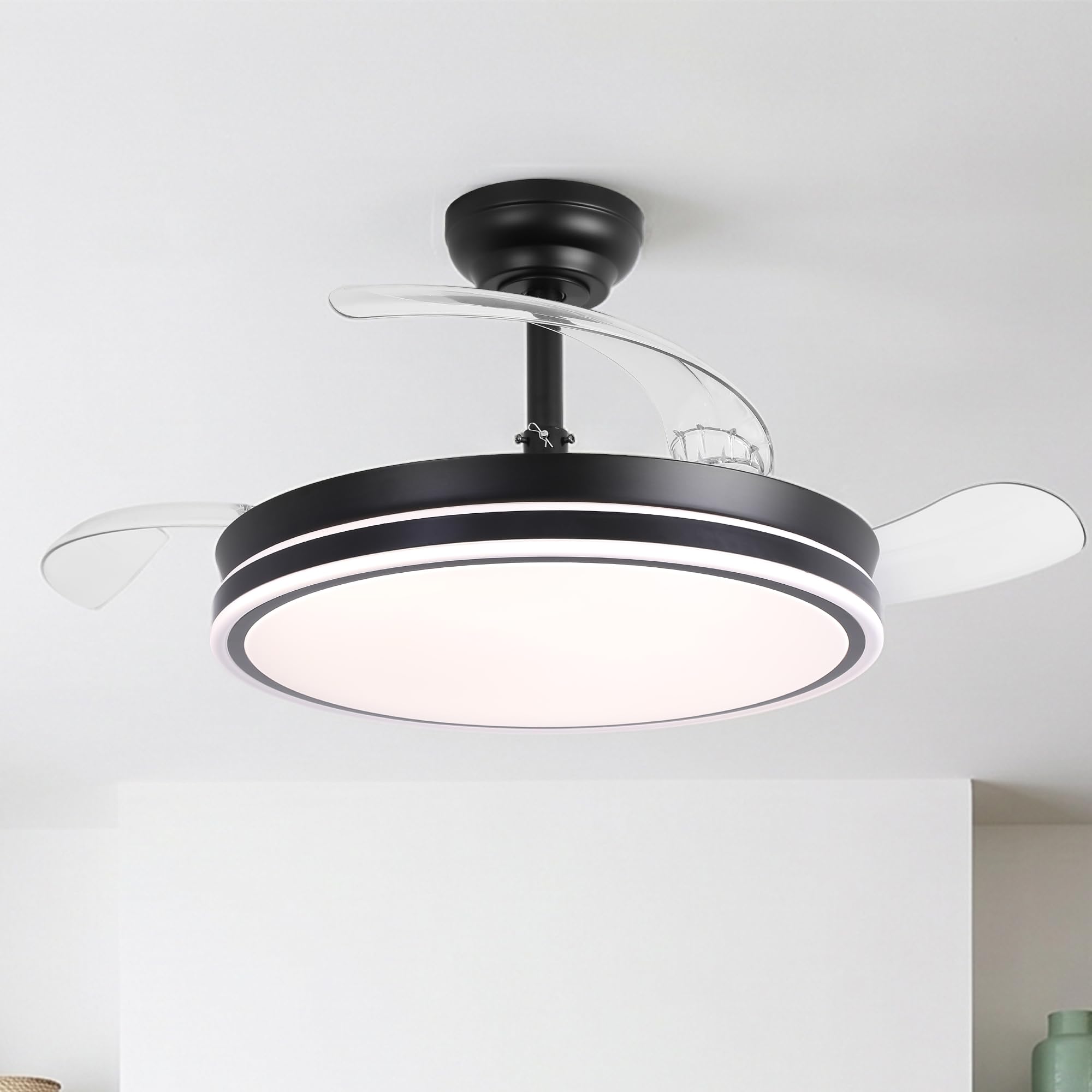 Ventilador de techo Serena motor DC ultrasilencioso negro de Ø100 cm con 3 aspas retráctiles y luz LED