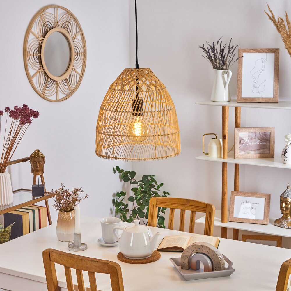 Lámpara colgante boho de ratán tejido con forma de campana para comedor y sala de estar