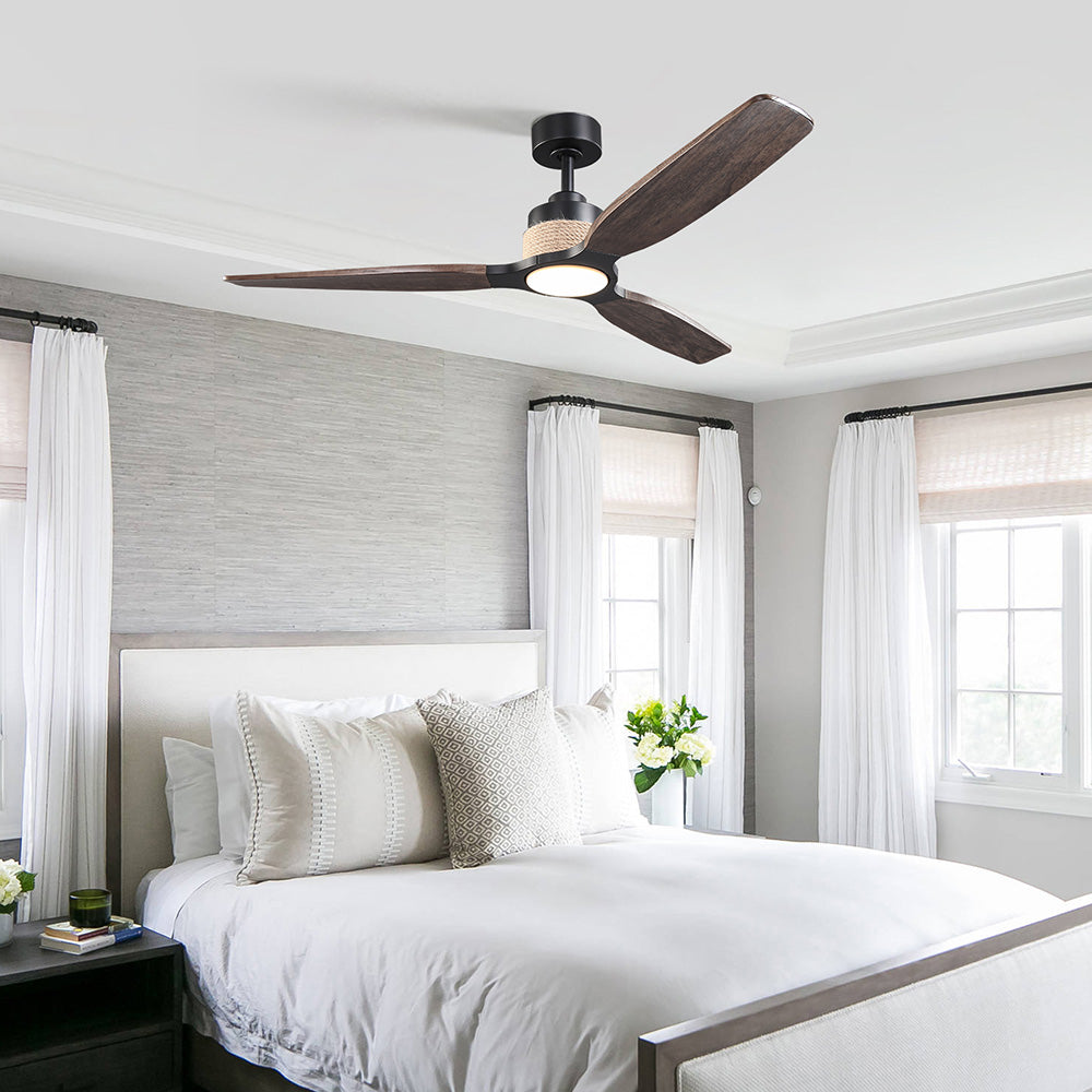 Ventilador de techo Louise negro mate Ø142 cm con luz LED y aspas de madera maciza 100%