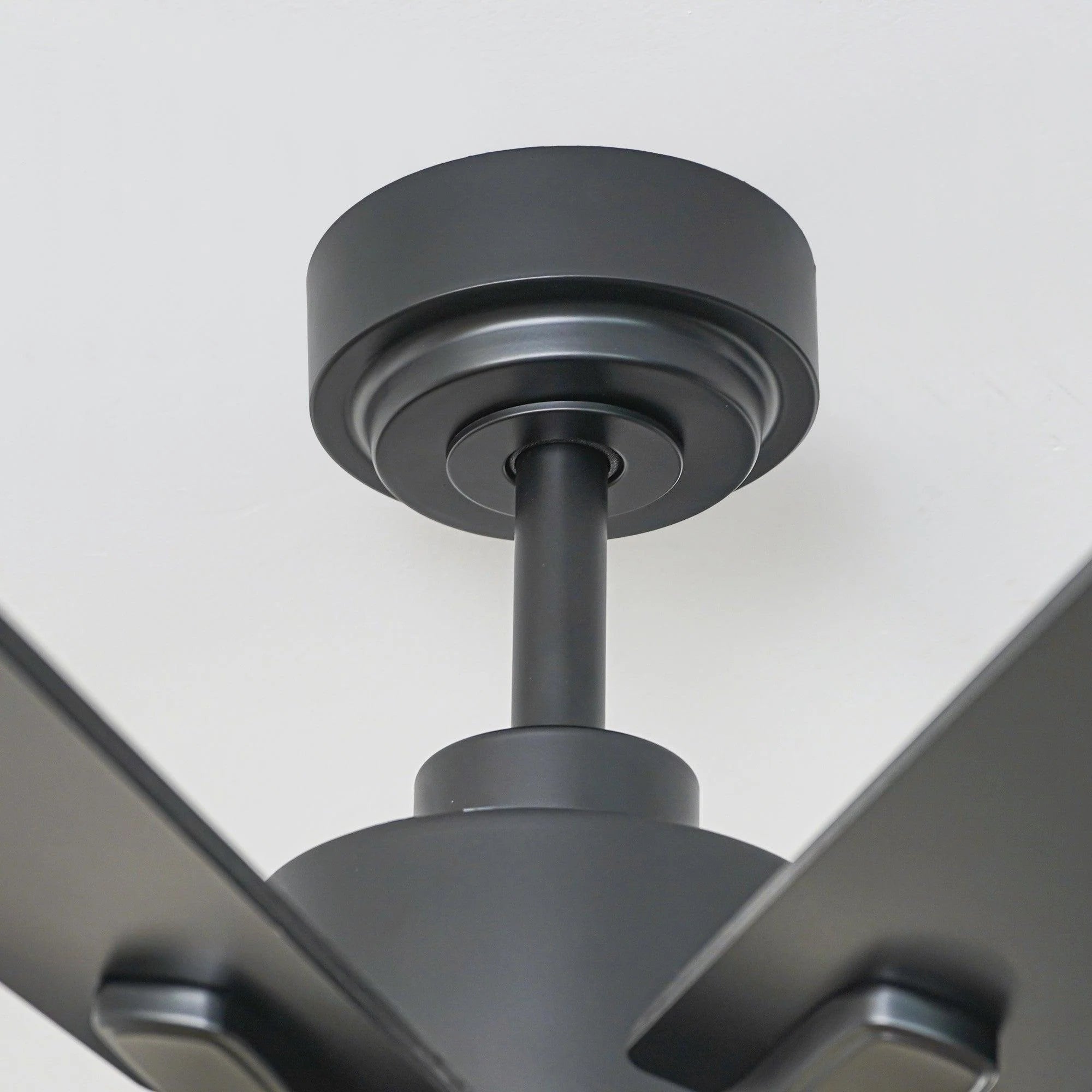 Ventilador de techo moderno Elbe Ø189 cm con luz y mando a distancia